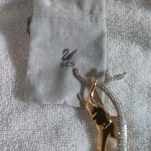 SWAROVSKI ELEPHANT BROACH